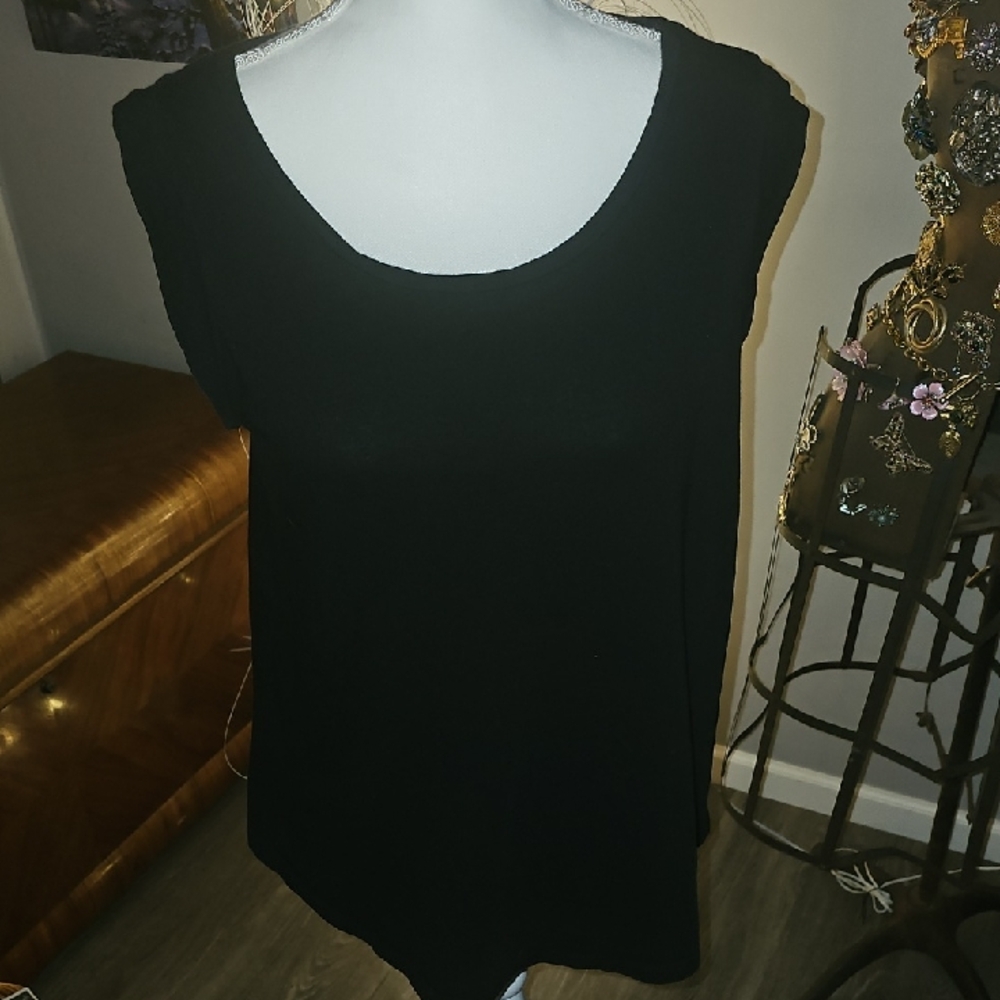 Alternative sz Xlg Black Tank Top. Oversized.